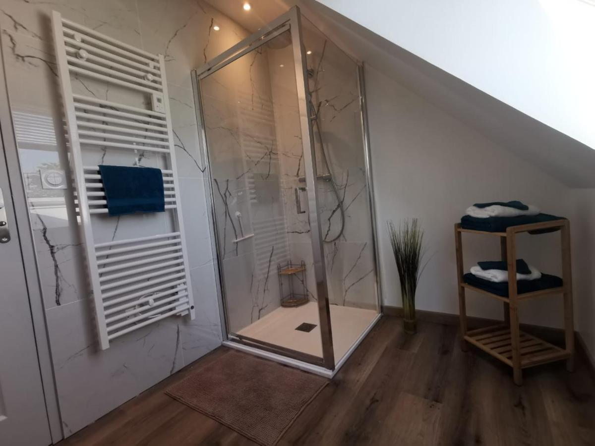 Les Pommiers Duplex Cosy Tout Confort Dans Maison Neuve Avec Terrasse Entree Independante 5 Mn De Bayeux Et 10 Mn Plage Du Debarquement Sommervieu Kültér fotó